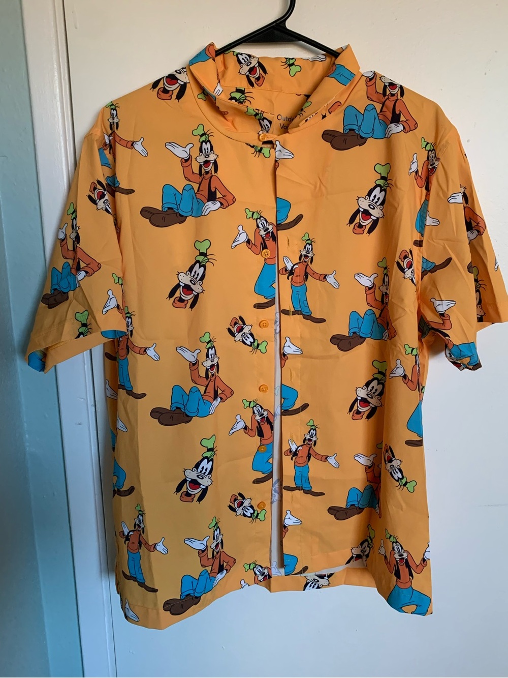 Disney Goofy SolarCool Tourist Shirt/Outdoor Voices